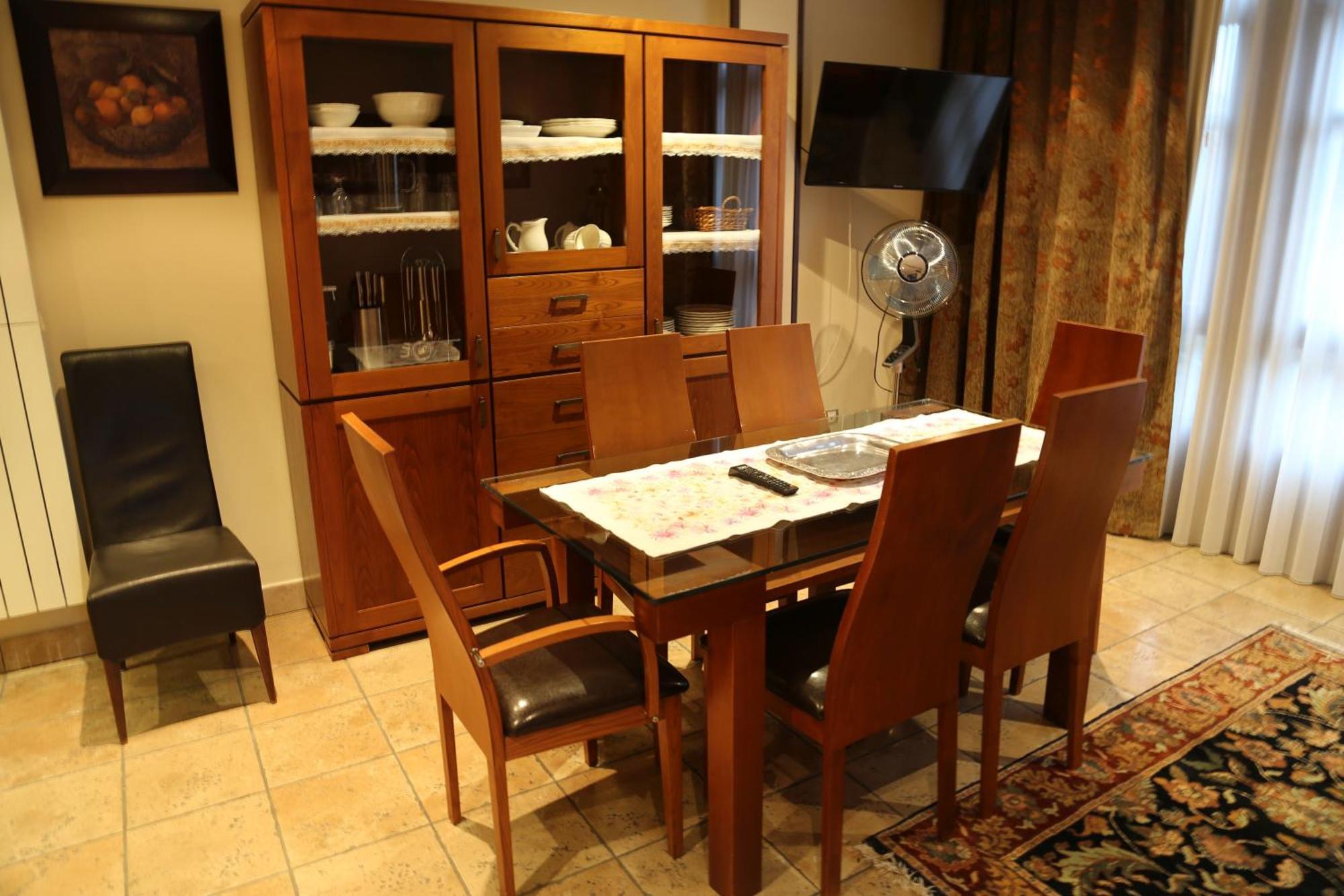 Apartamentos La Pontiga *** 인피스토 객실 사진